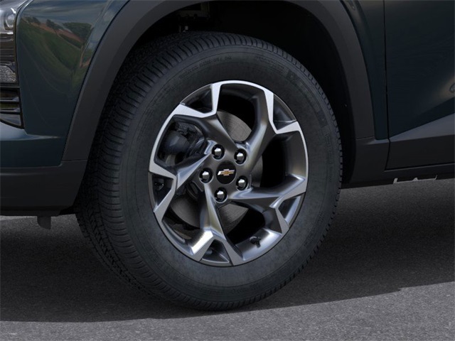 2025 Chevrolet Trax LT photo 4