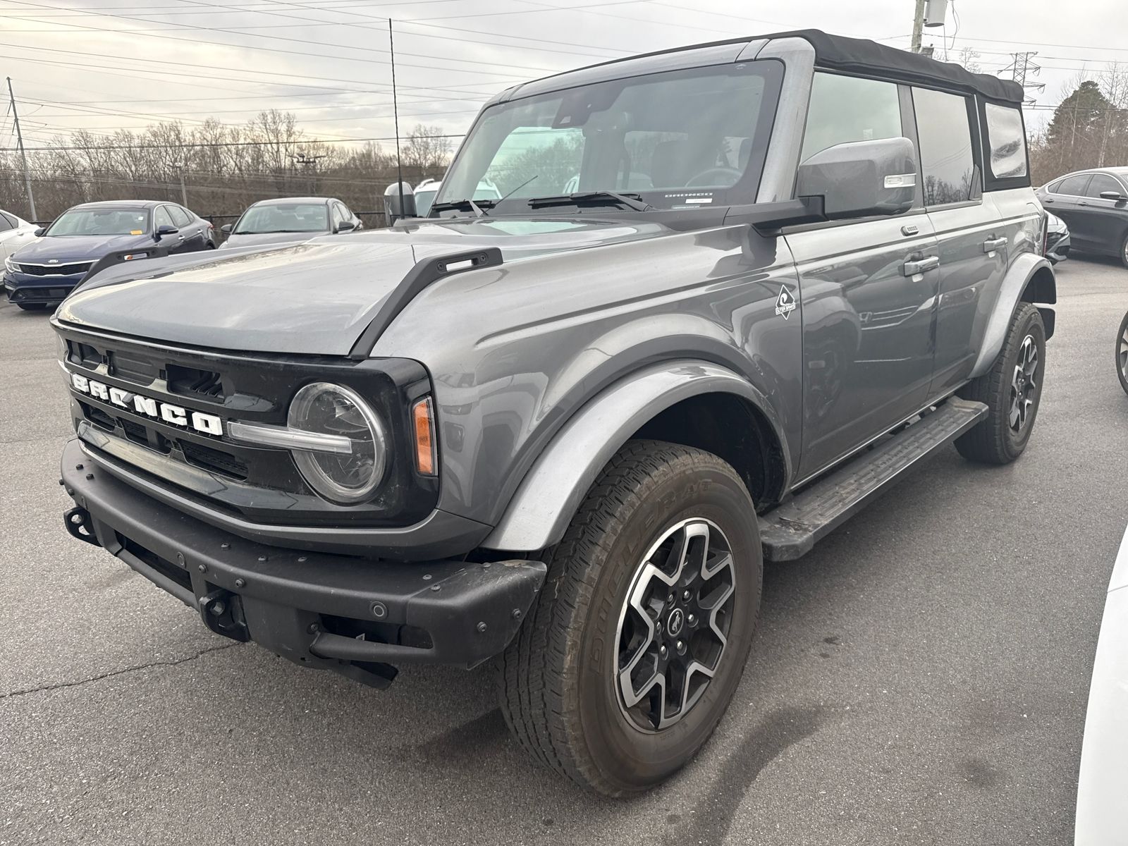 2022 Ford Bronco 4-Door Outer Banks's photo
