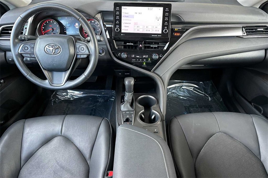 2022 Toyota Camry XSE photo 13