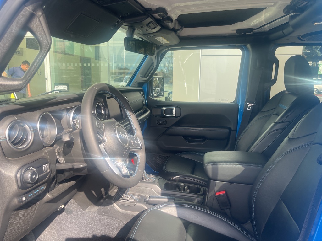 2023 Jeep Wrangler Rubicon 4xe photo 7