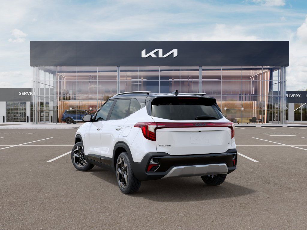 2025 Kia Seltos S X-Line photo 3