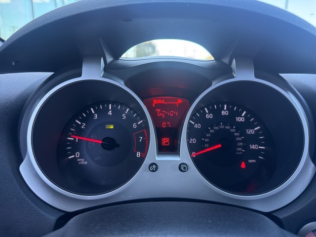 2017 Nissan Juke SV photo 23