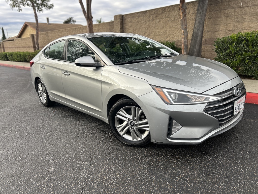 2020 Hyundai Elantra SEL's photo