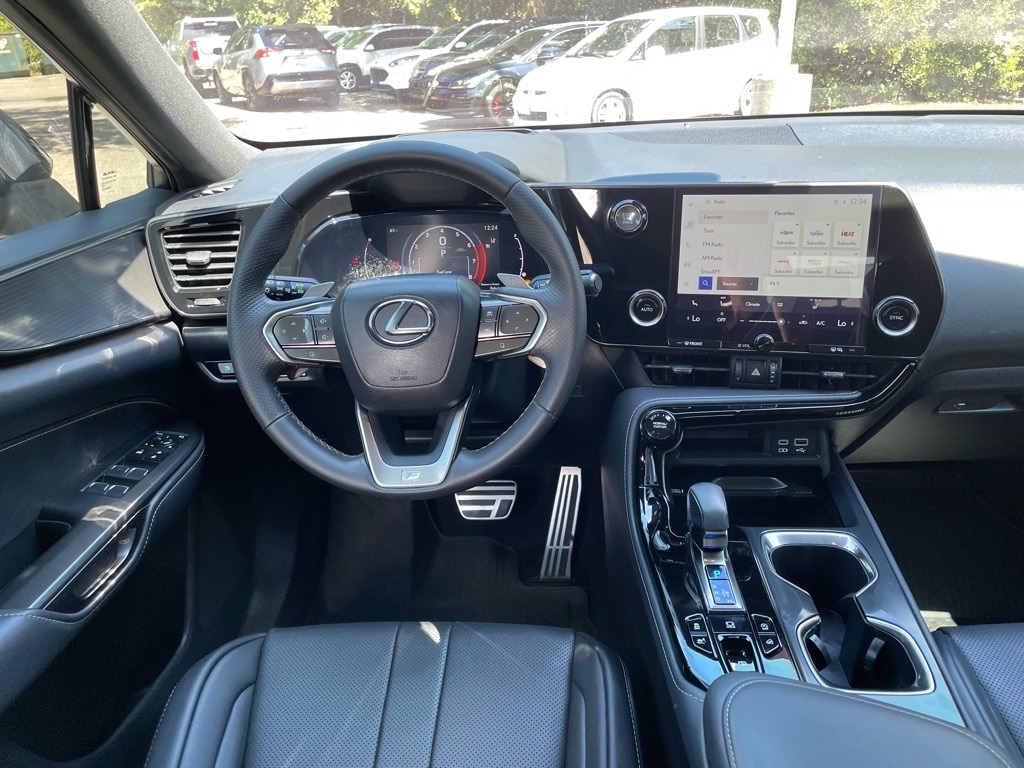 2022 Lexus NX 350 F SPORT Handling photo 5