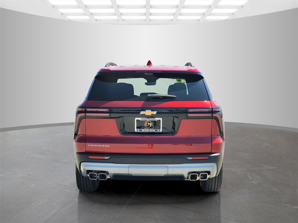 2026 Chevrolet Traverse photo 4