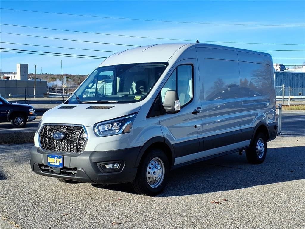 2025 Ford Transit photo 3