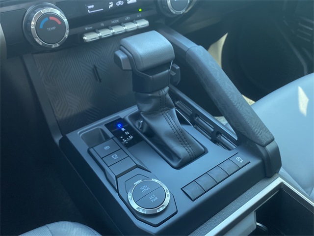 2025 Toyota Tacoma SR5 Double Cab photo 24