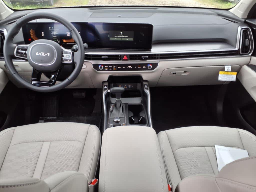 2025 Kia Sorento S photo 5