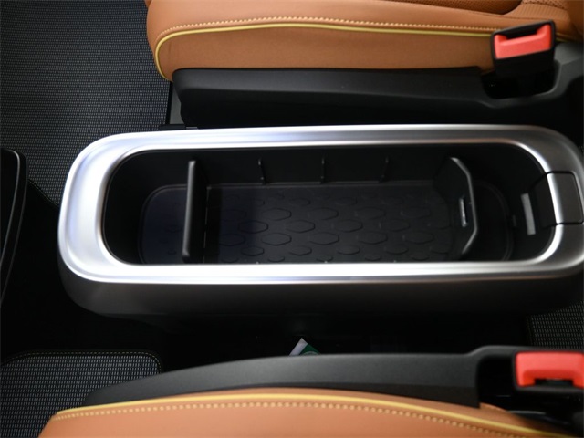 2025 Volkswagen ID. Buzz Pro S photo 4