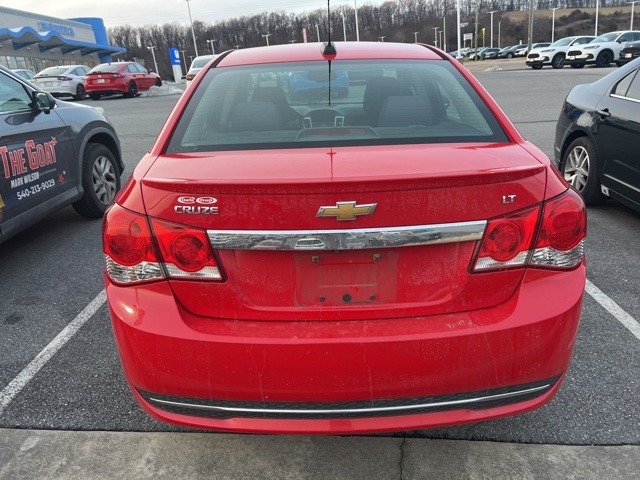 2015 Chevrolet Cruze photo 3