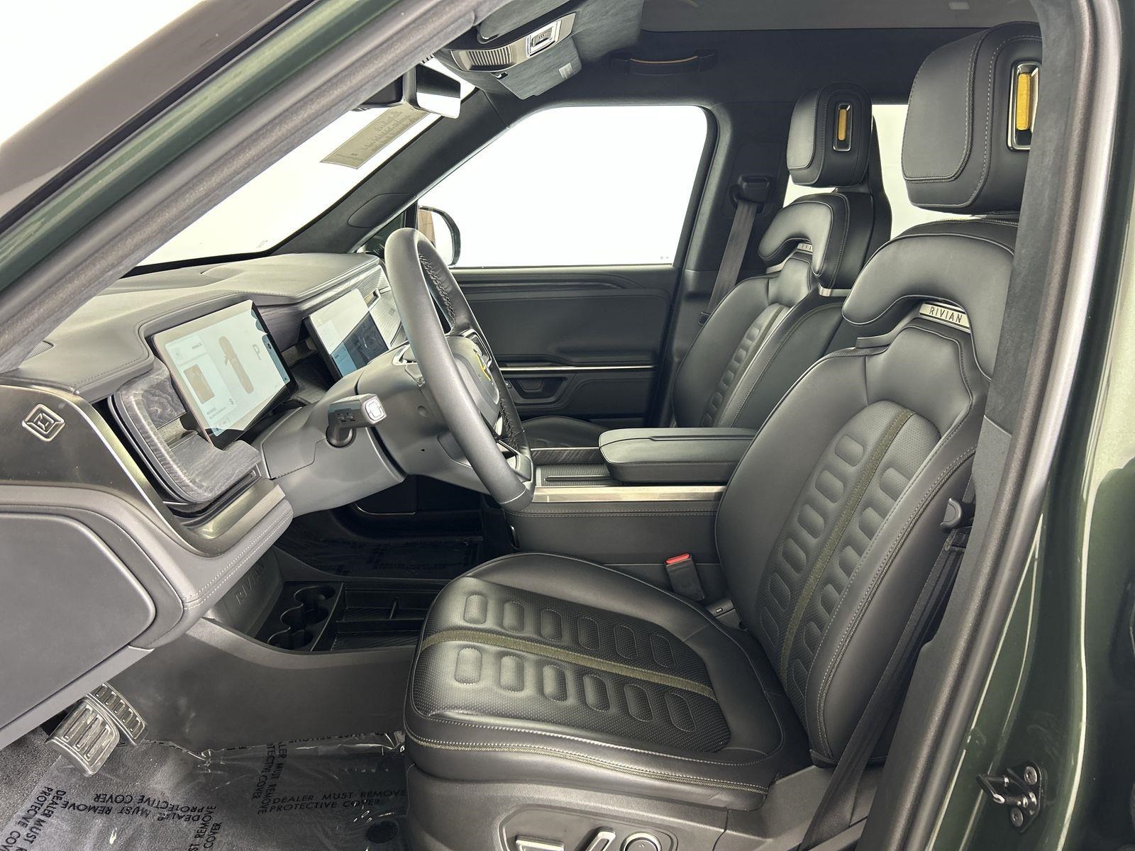 2025 Rivian R1S Adventure photo 21