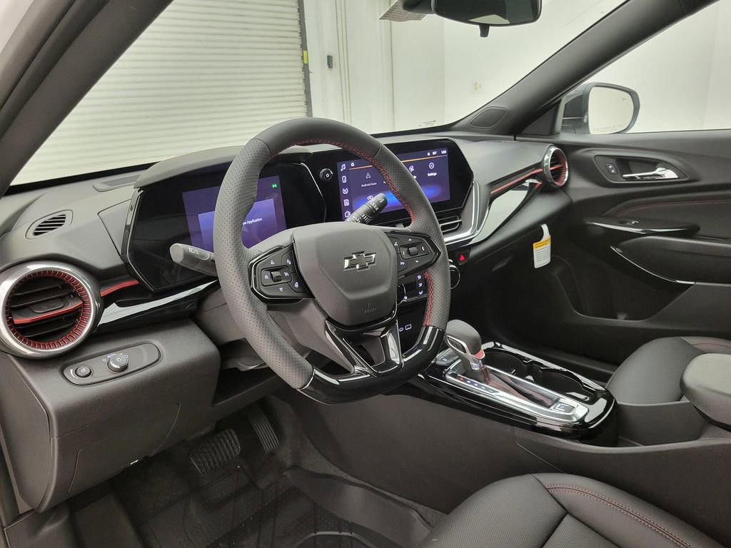 2025 Chevrolet Trax photo 24