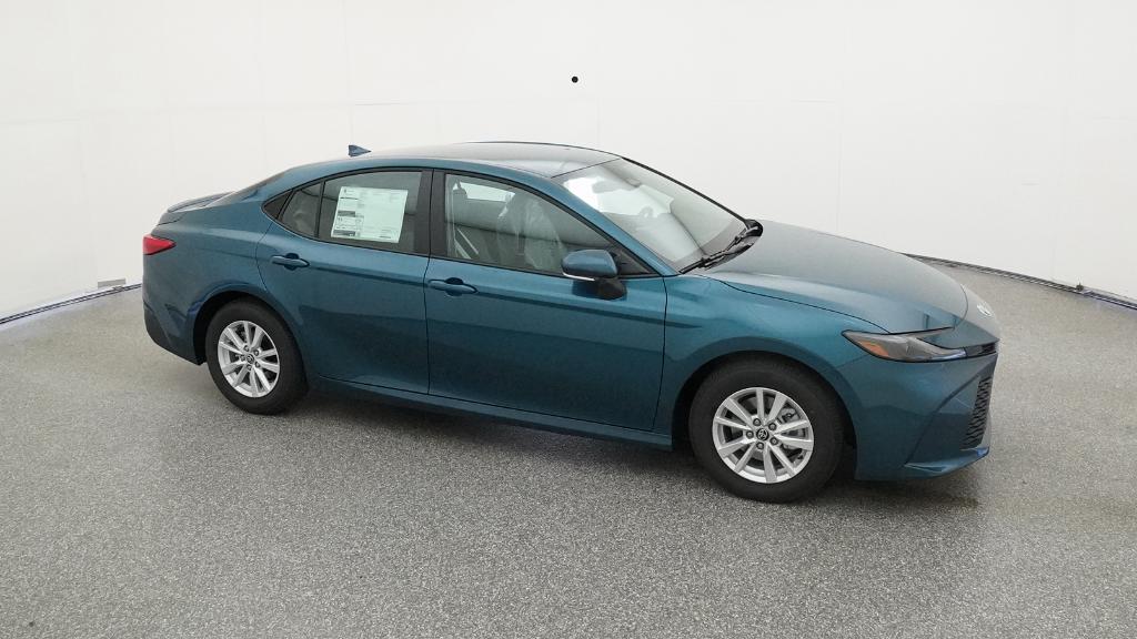 2026 Toyota Camry LE photo 27