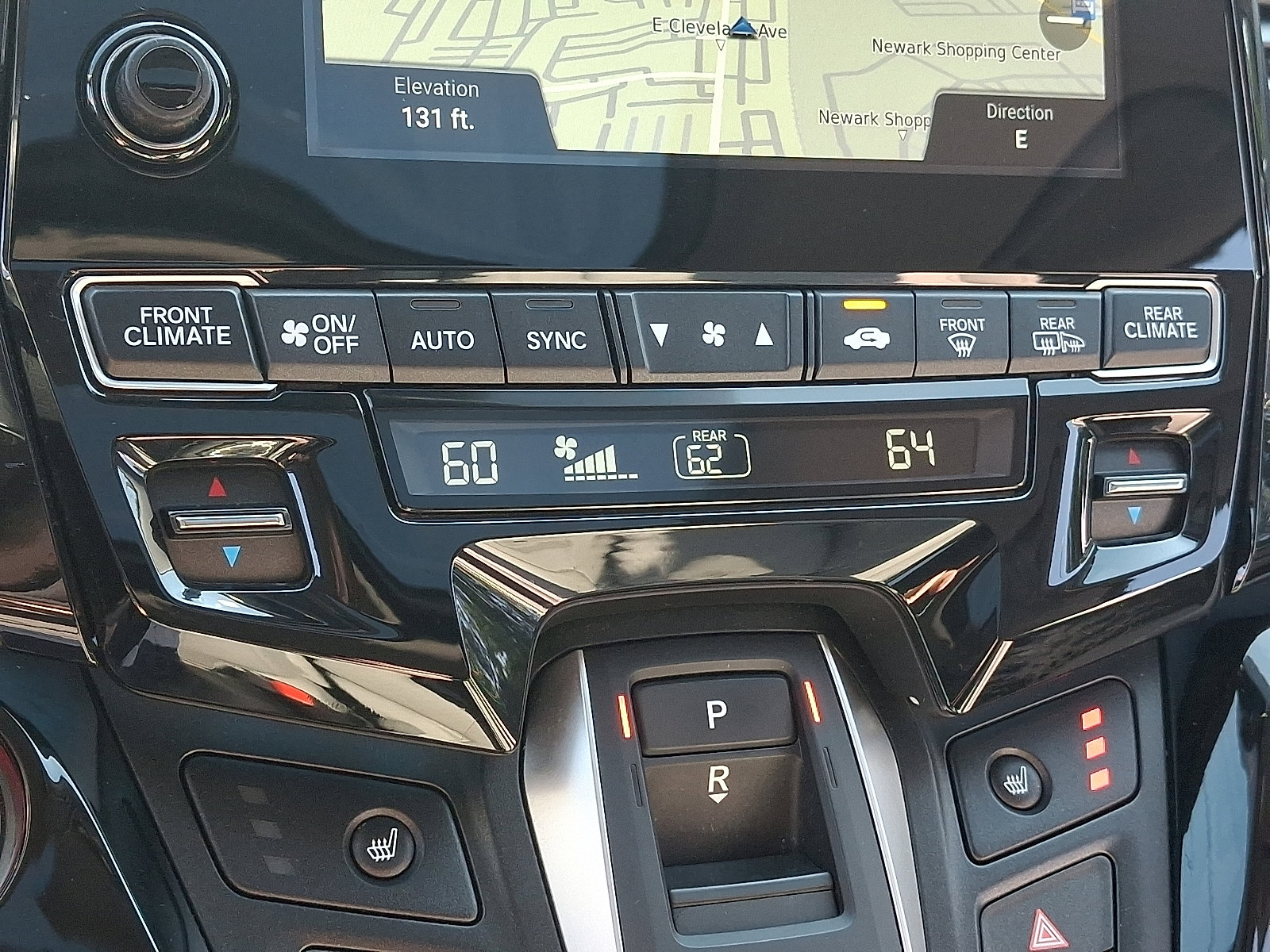 2023 Honda Odyssey Touring photo 15