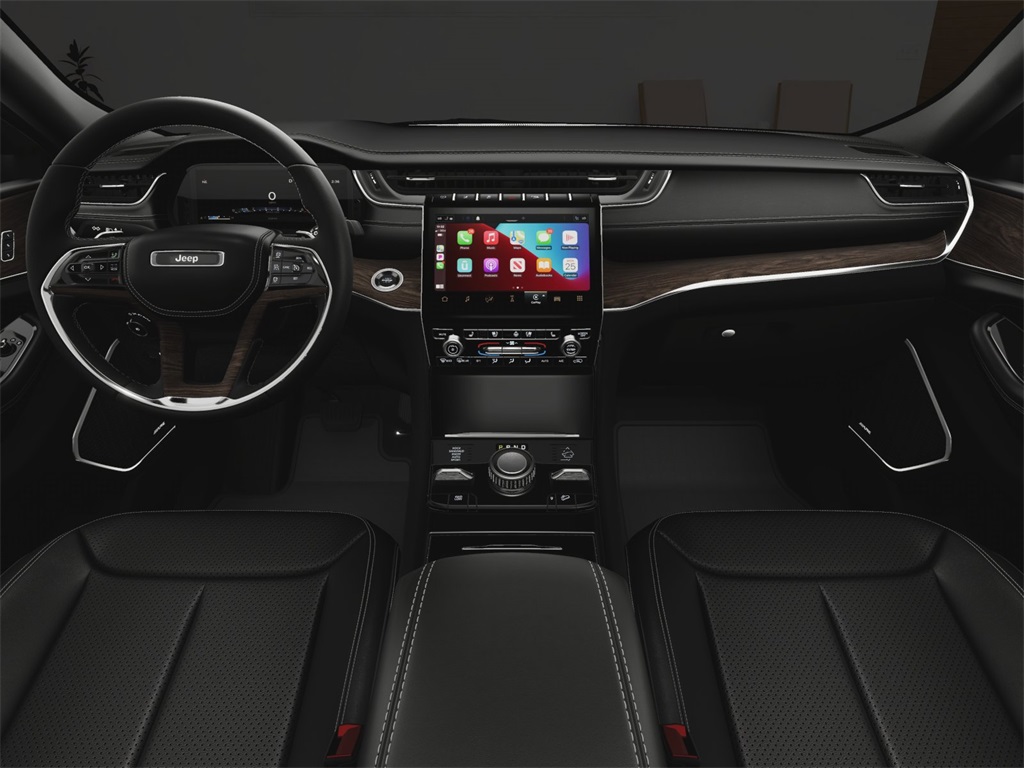 2025 Jeep Grand Cherokee Overland photo 13