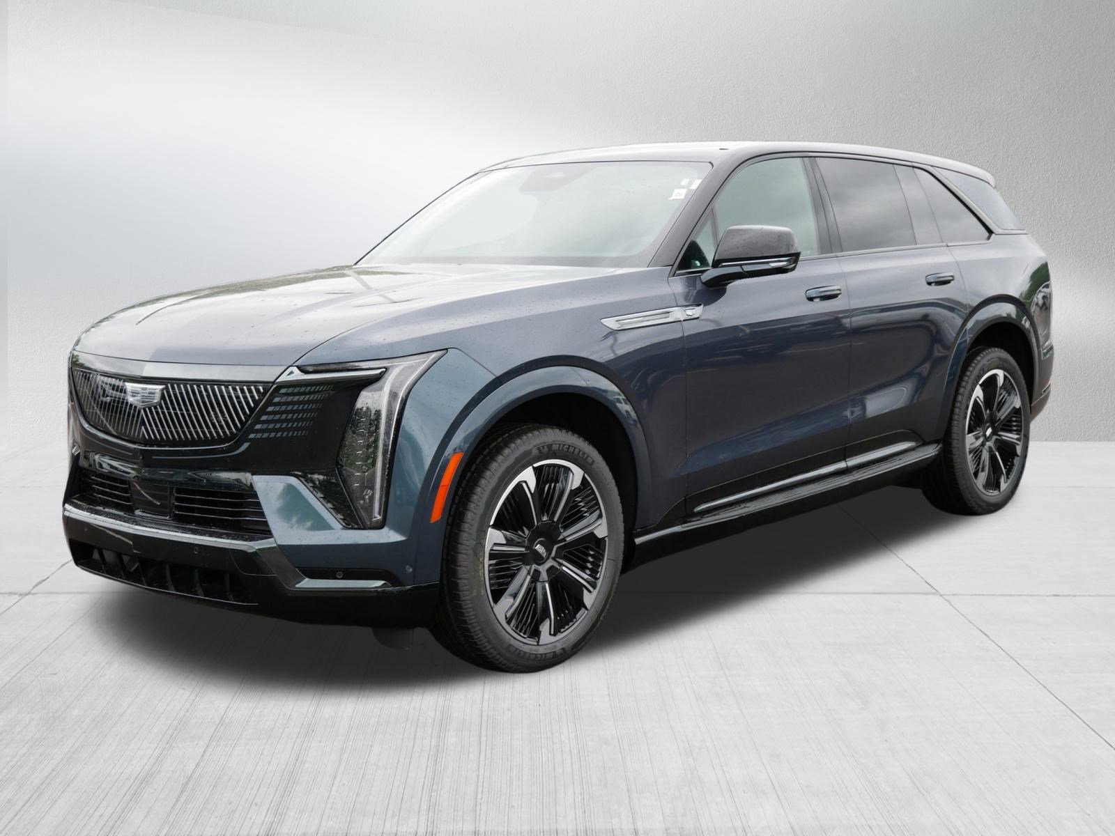 2025 Cadillac Escalade IQ Sport photo 3