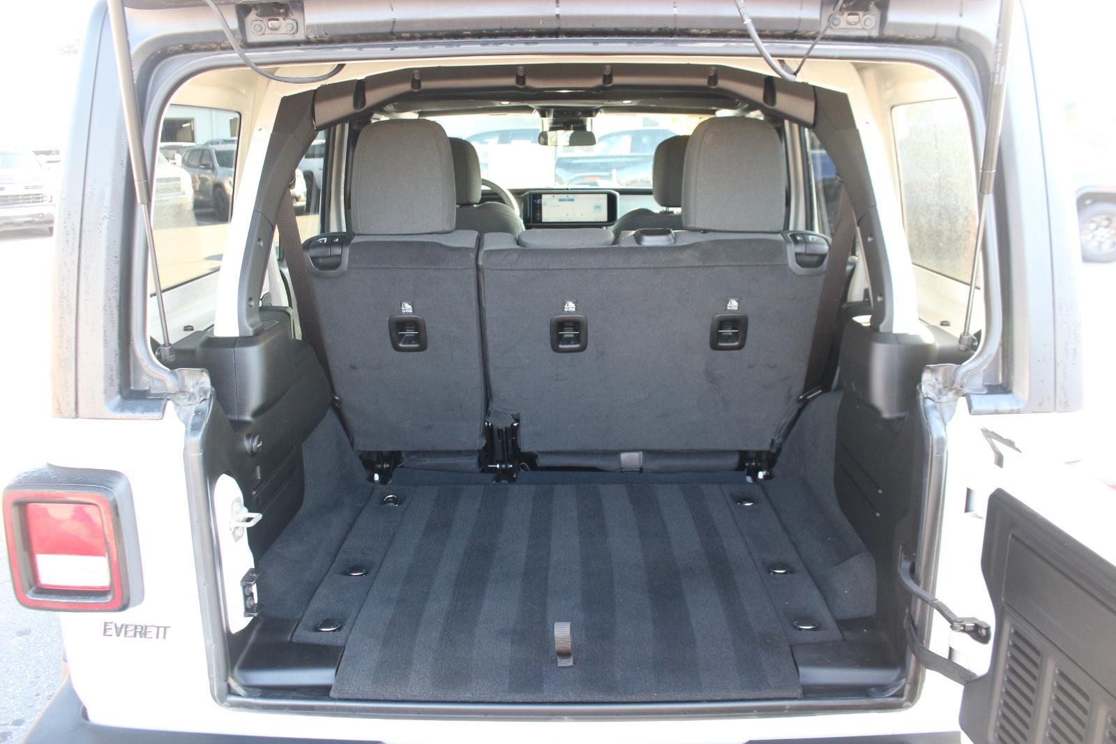 2024 Jeep Wrangler Sport S photo 8