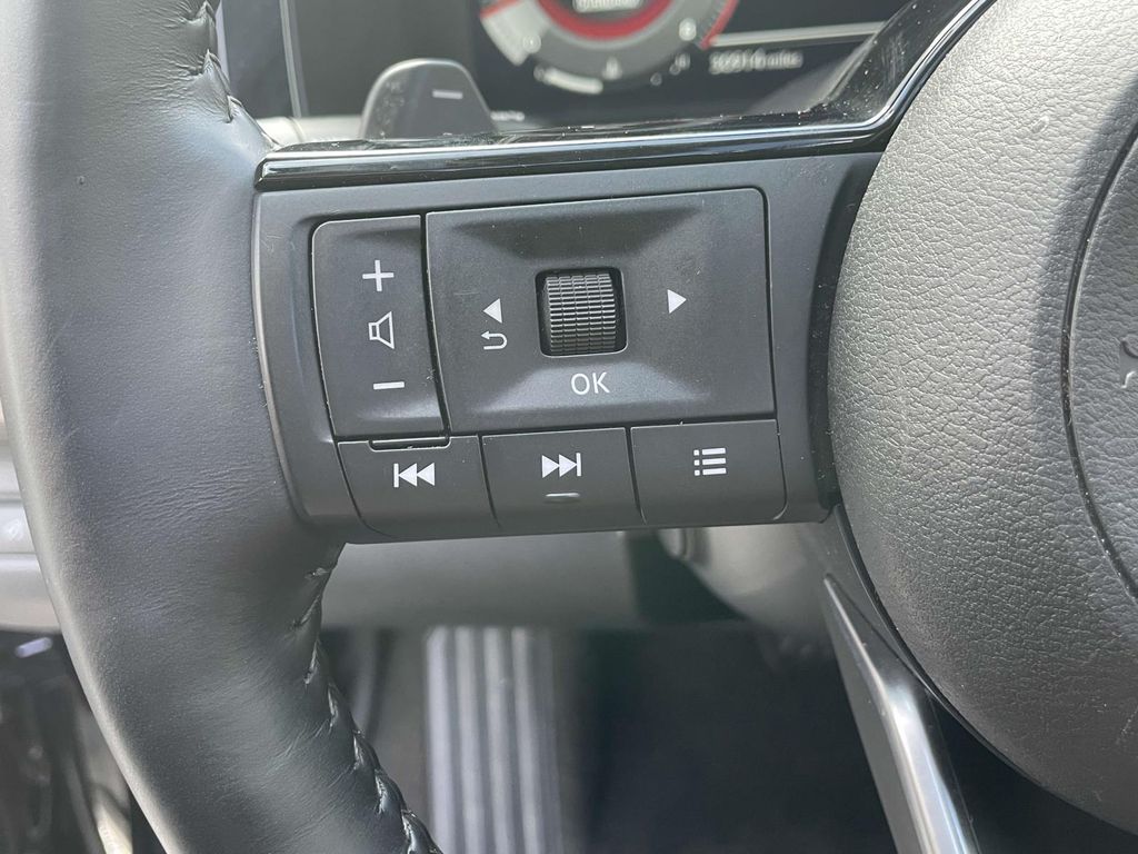 2024 Nissan Pathfinder Platinum photo 20