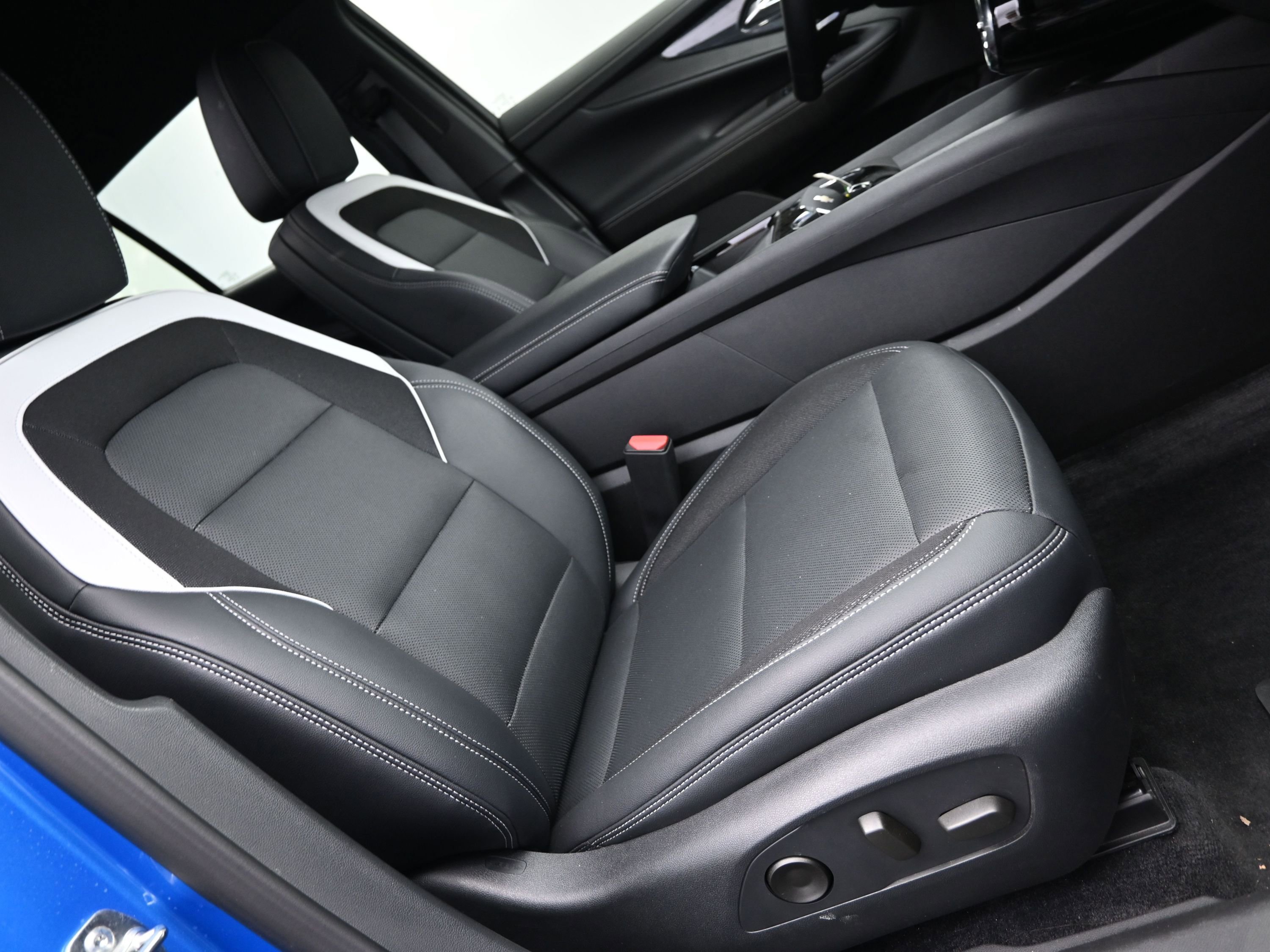 2024 Chevrolet Blazer EV photo 13