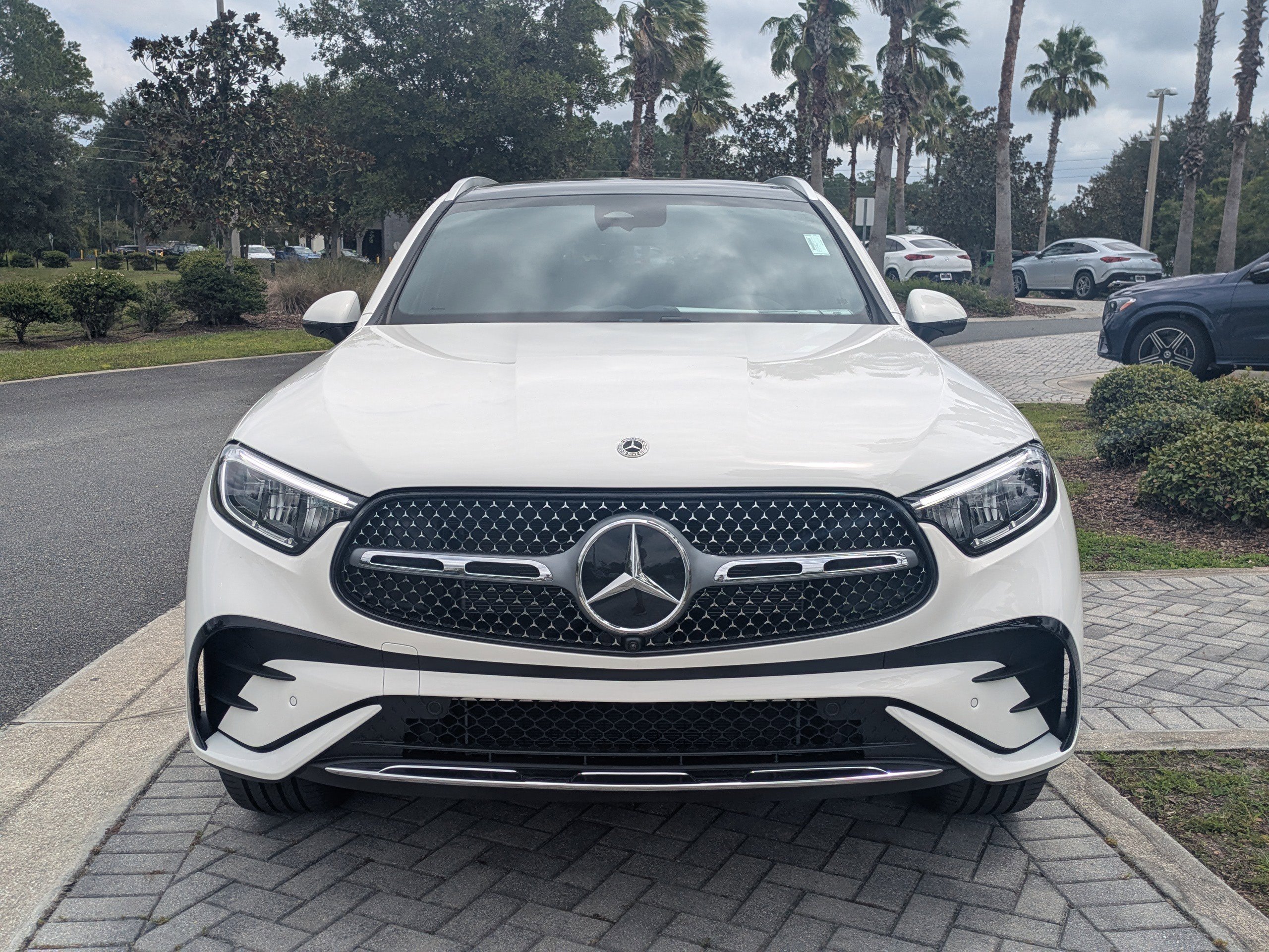 2026 Mercedes Benz GLC 350e 4MATIC photo 11