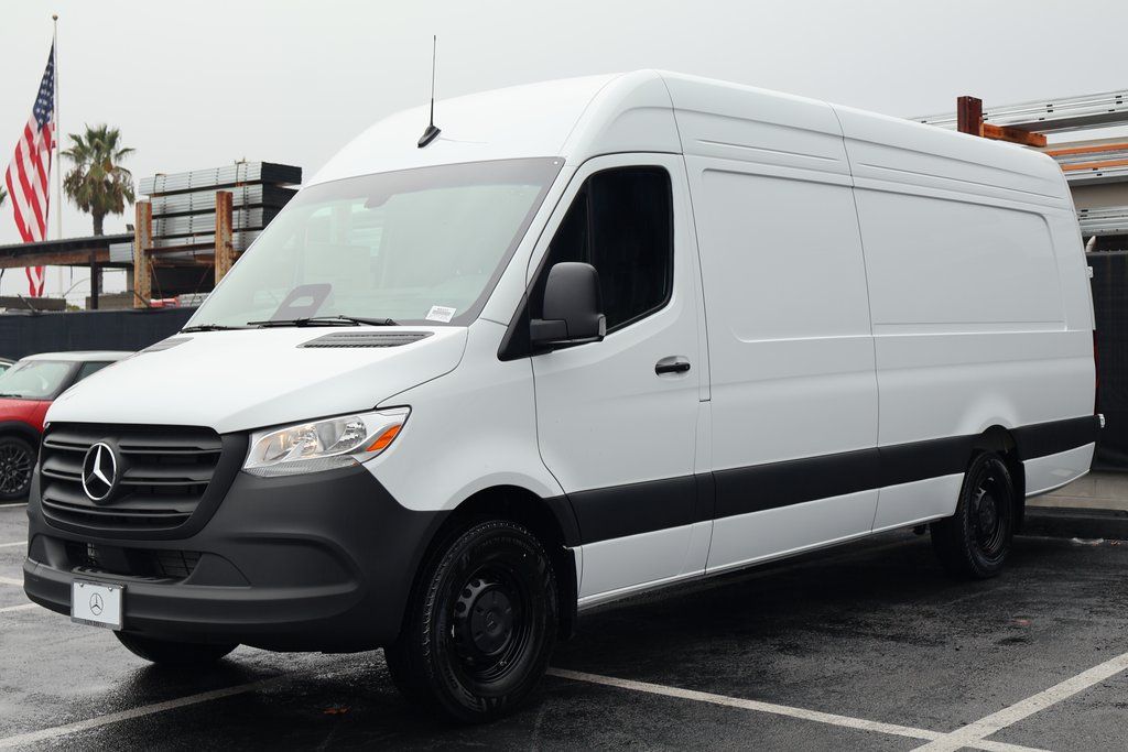 2026 Mercedes-Benz Sprinter Cargo Van Base's photo