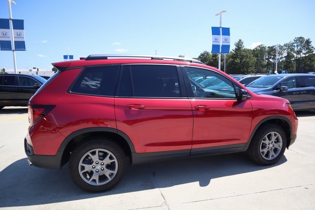 2025 Honda Passport TrailSport photo 3
