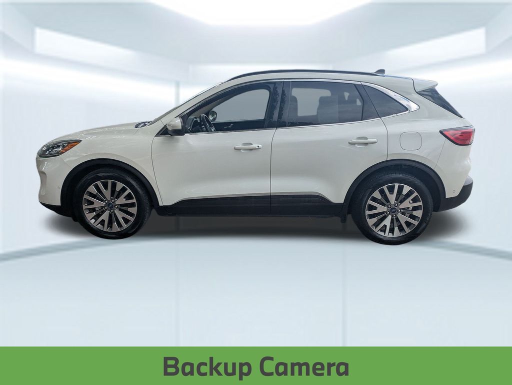 2020 Ford Escape Titanium Hybrid photo 2