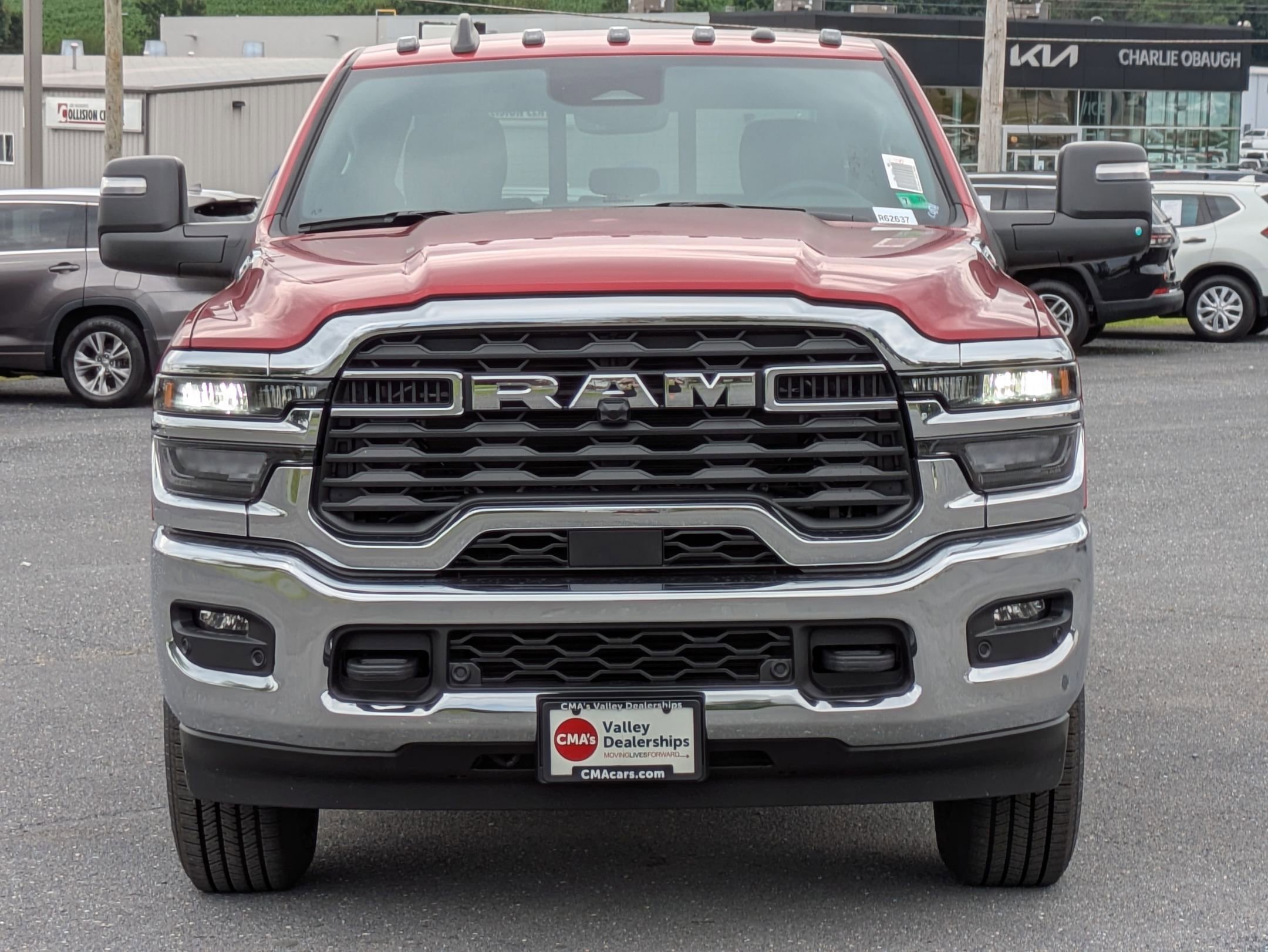 2025 Ram 2500 Tradesman photo 2