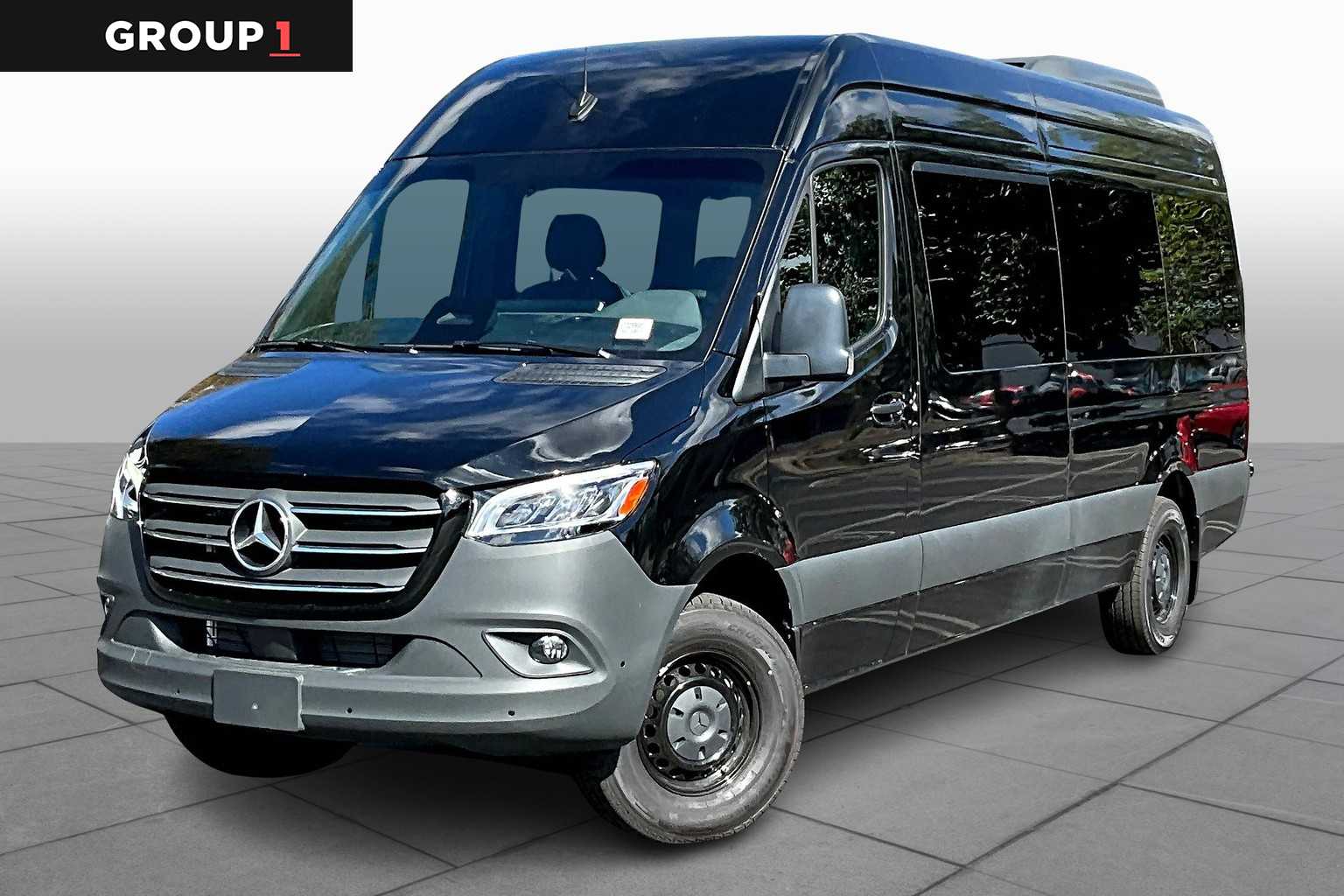 2025 Mercedes-Benz Sprinter Passenger Van Base's photo