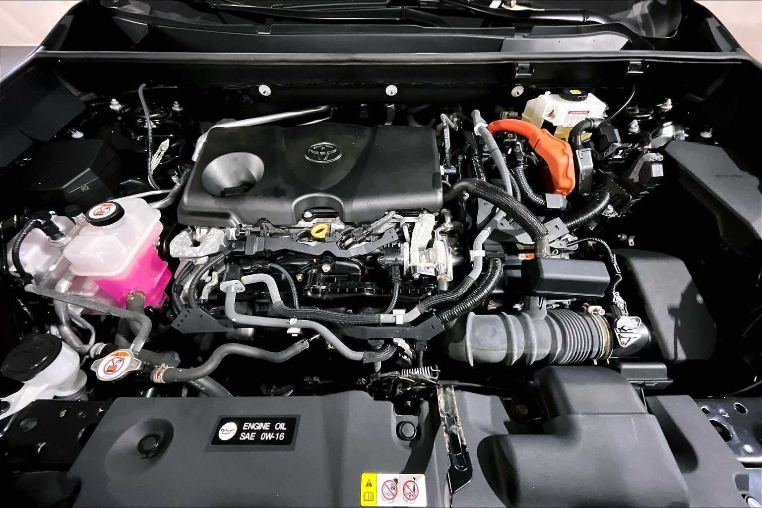2019 Toyota RAV4 Hybrid XLE photo 27