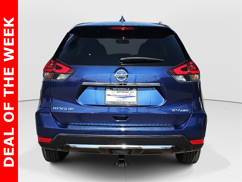 2018 Nissan Rogue SV photo 4