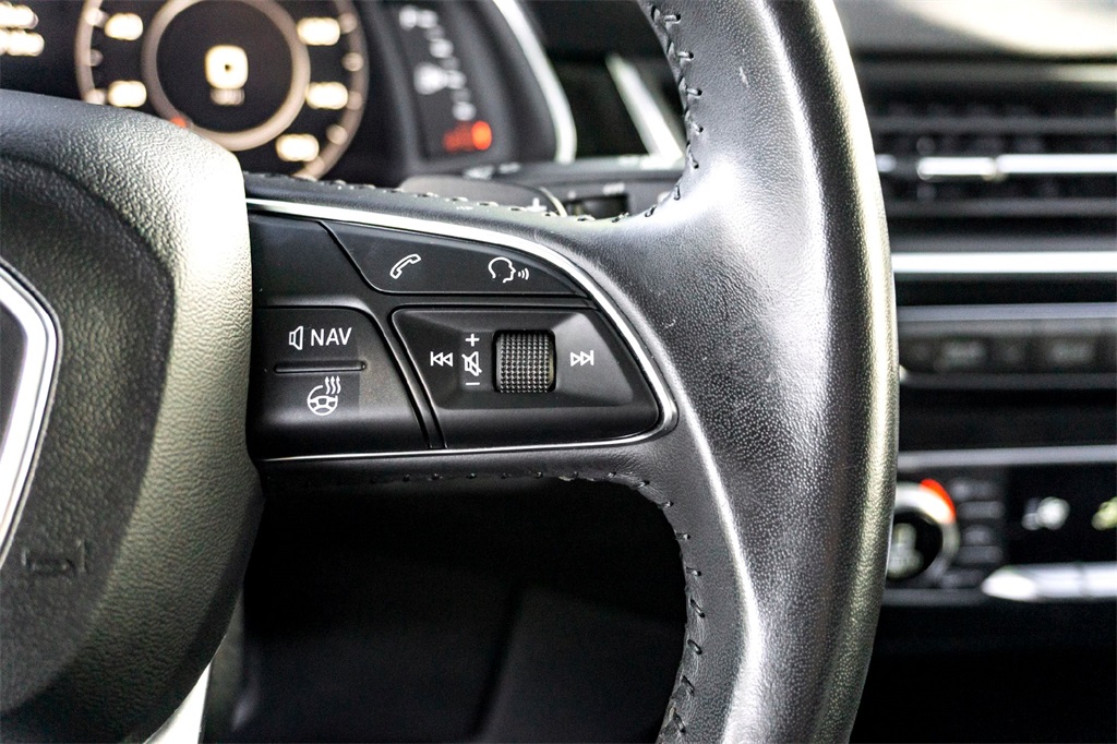 2019 Audi Q7 55 Premium Plus photo 19