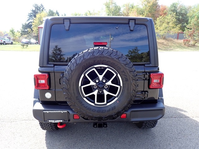 2024 Jeep Wrangler Rubicon photo 4