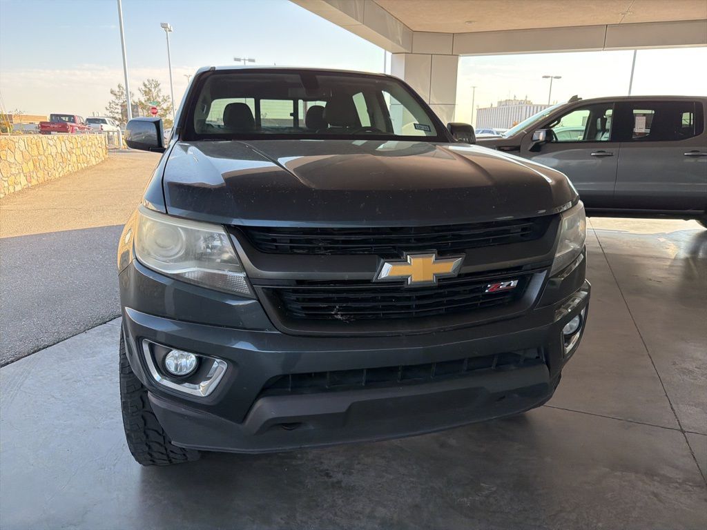 2019 Chevrolet Colorado Z71 photo 2