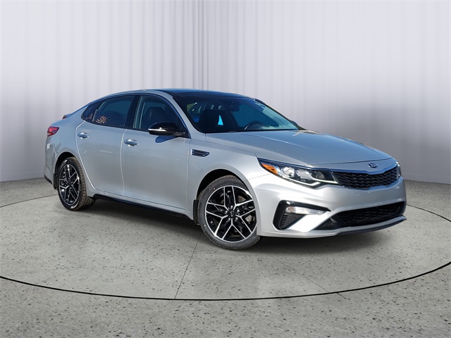 2020 Kia Optima SE's photo