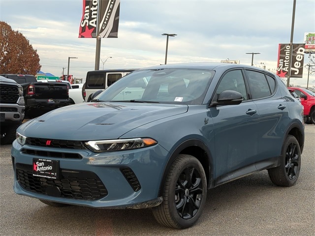 2024 Dodge Hornet GT photo 4