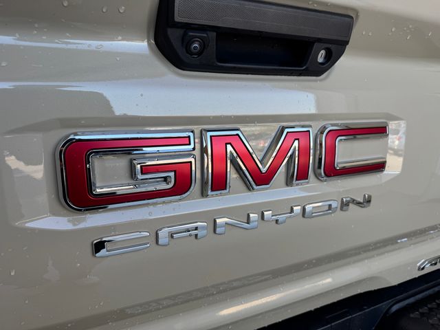 2024 Gmc Canyon AT4 photo 32