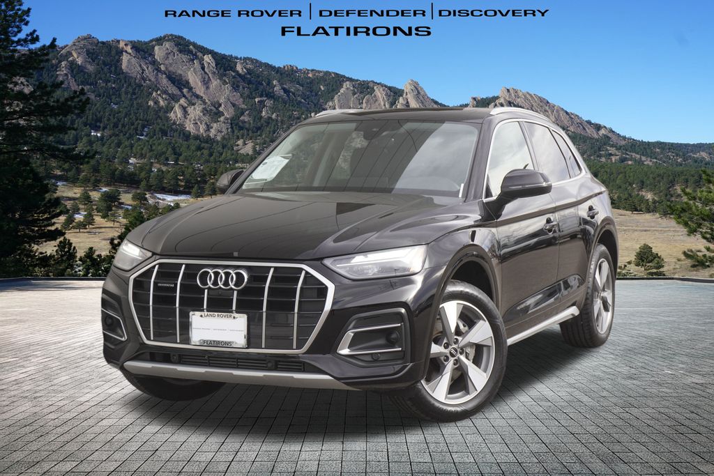 2023 Audi Q5 Premium Plus's photo