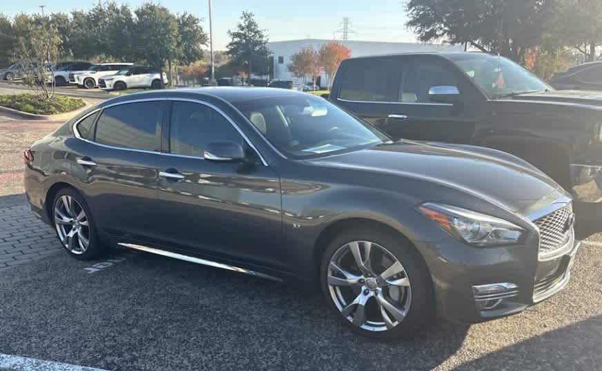 2015 INFINITI Q70L 3.7