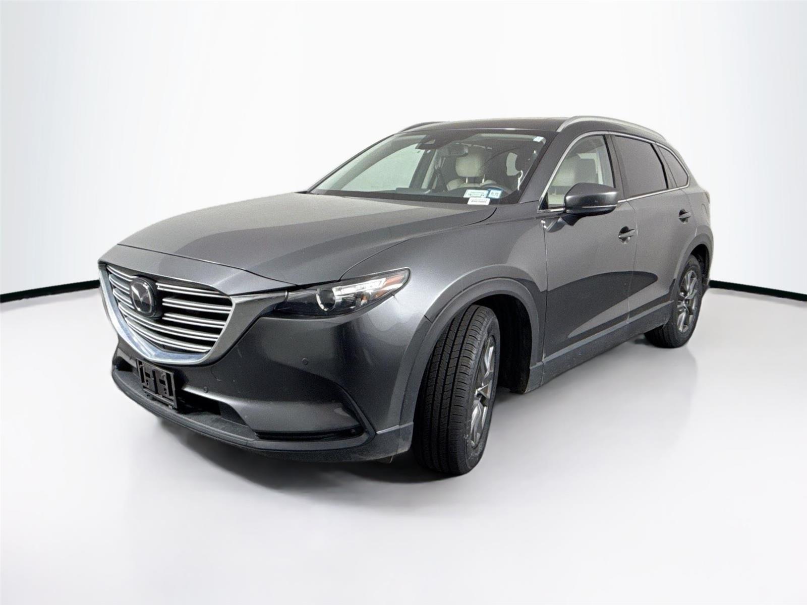 2022 Mazda CX-9 Touring photo 2