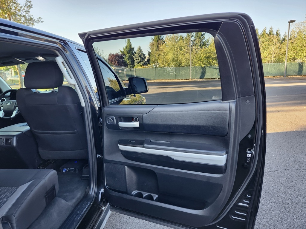 2019 Toyota Tundra SR5 photo 25