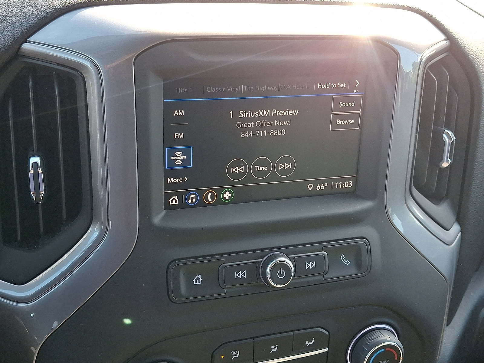 2022 Chevrolet Silverado 1500 Custom photo 17