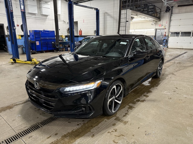 2022 Honda Accord Sport's photo
