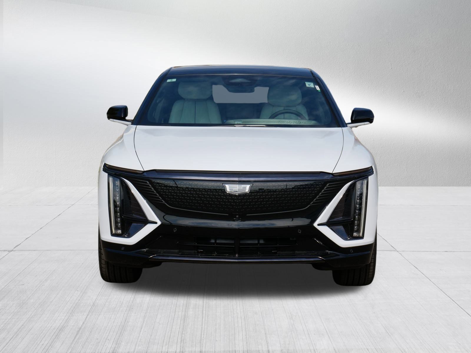 2026 Cadillac Lyriq Sport photo 2