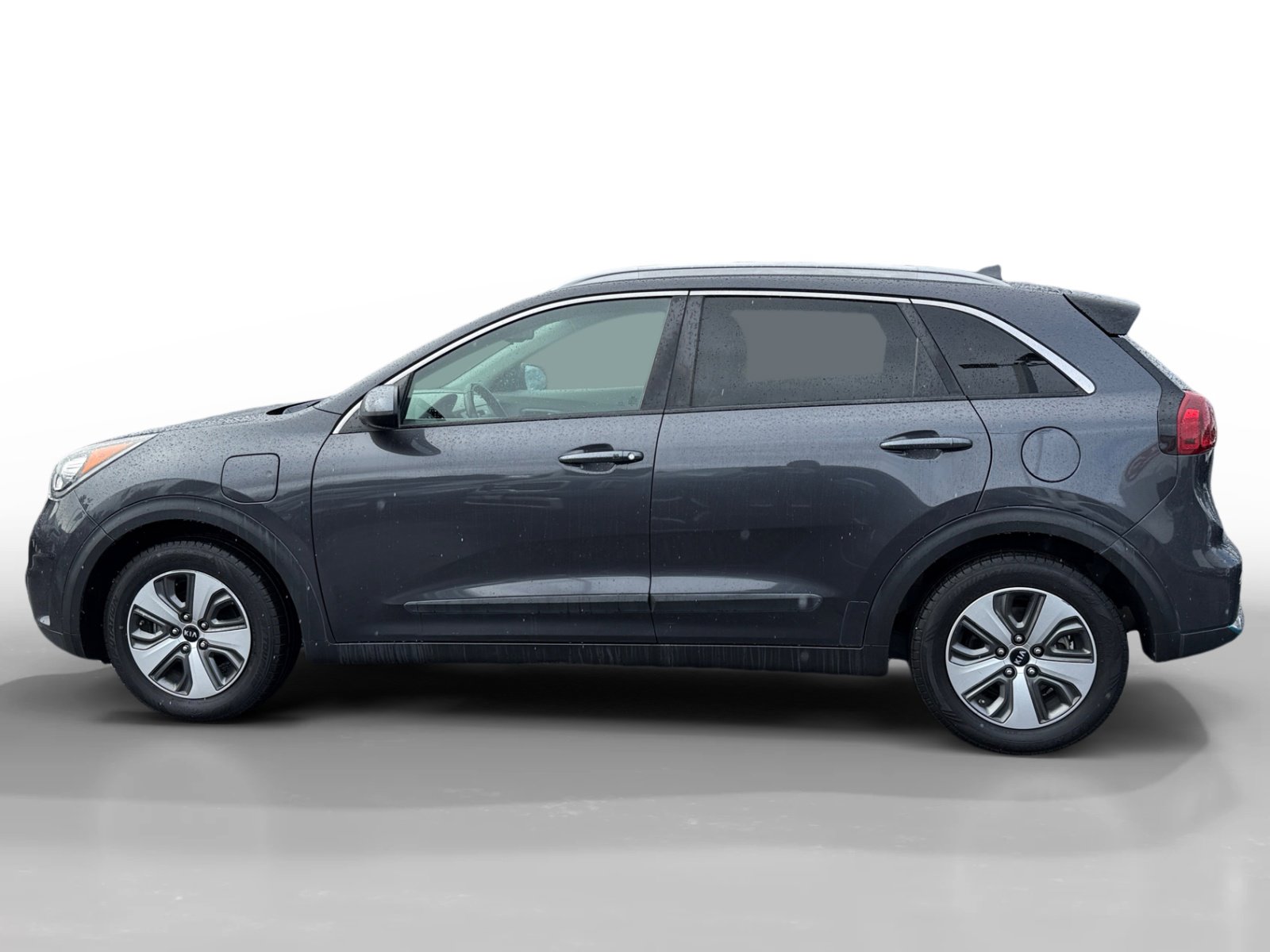 Used 2019 Kia Niro LX with VIN KNDCM3LD2K5303353 for sale in Modesto, CA