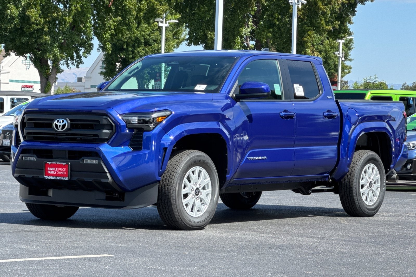 2025 Toyota Tacoma SR5 4x4 Double Cab photo 2