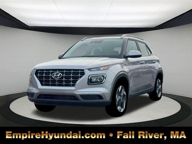2026 Hyundai Venue SEL's photo