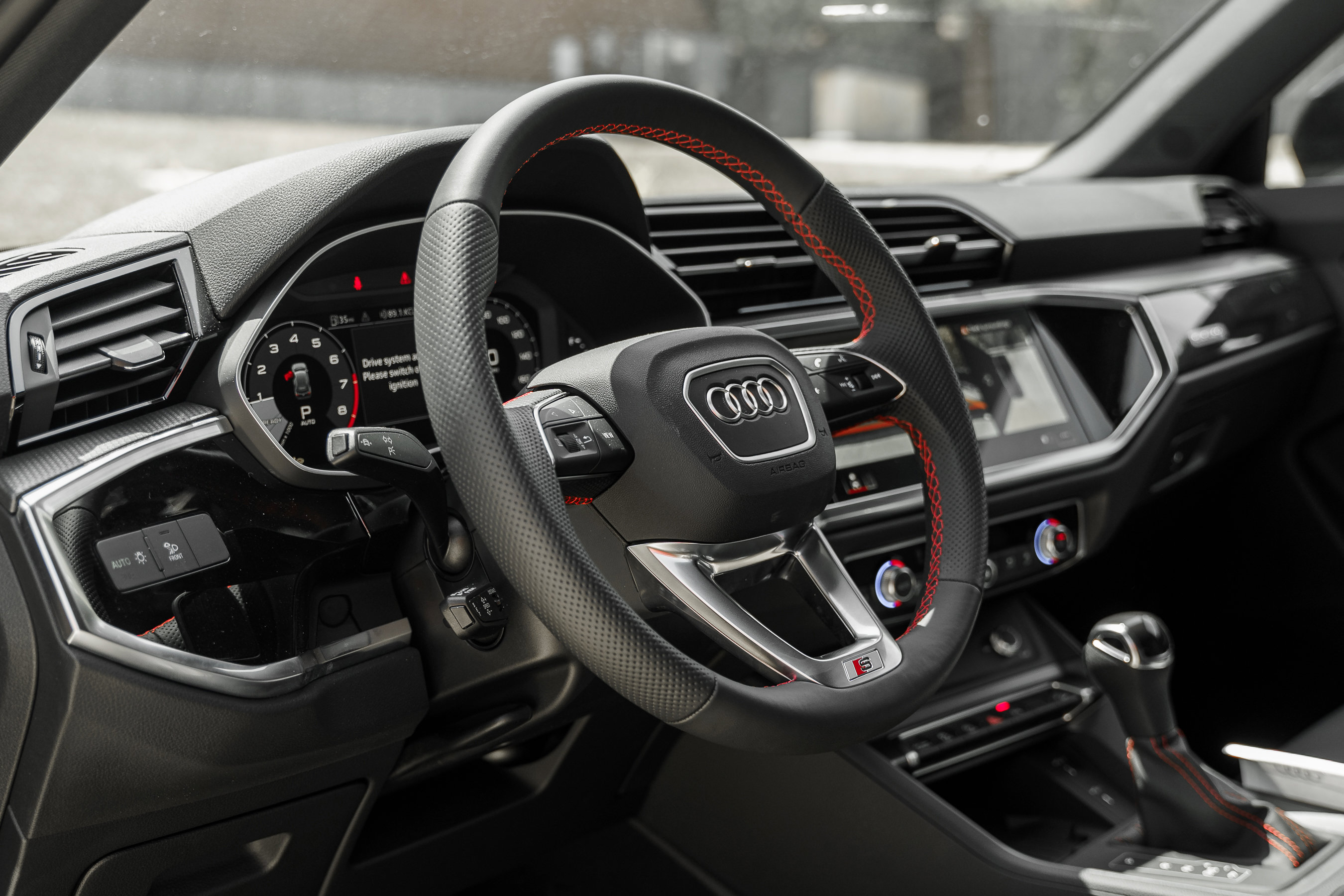 2025 Audi Q3 S line Premium Plus photo 9