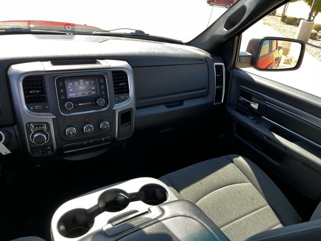 2022 Ram 1500 Classic Warlock photo 8