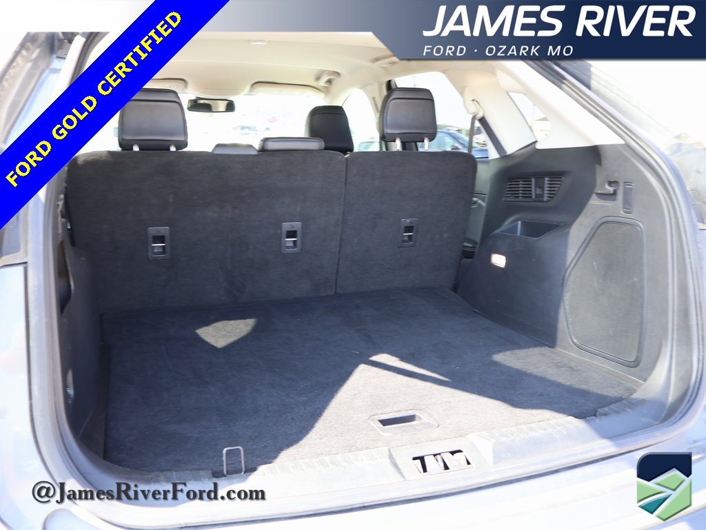 2024 Ford Edge Titanium photo 12